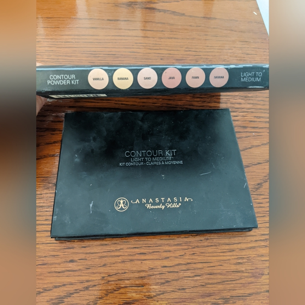 Anastasia Beverly Hills Contour Kit